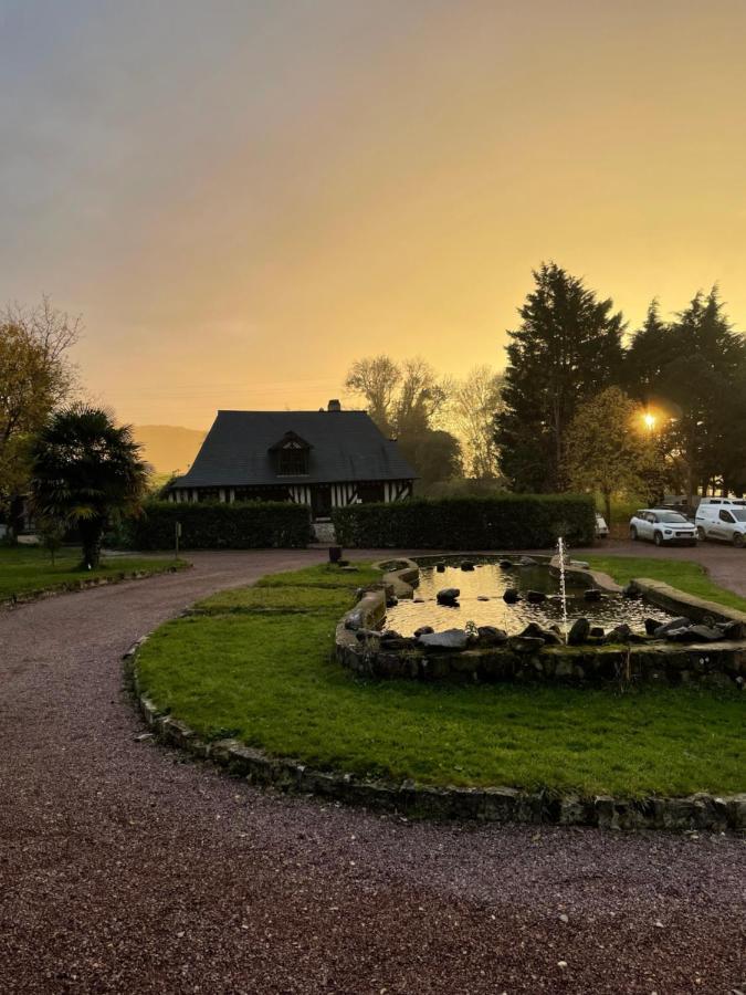 Gites - Domaine De Geffosse Pont-Évêque Eksteriør billede